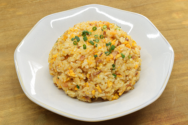 旨辛で止まらない！ピリ辛チャーハン