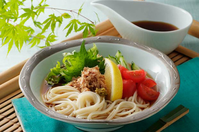 焼きあごつゆのサラダ風ぶっかけ麺出来上がり図