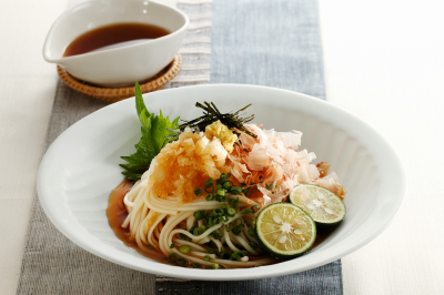 すっきりあごだしぶっかけ麺すだち風味出来上がり図