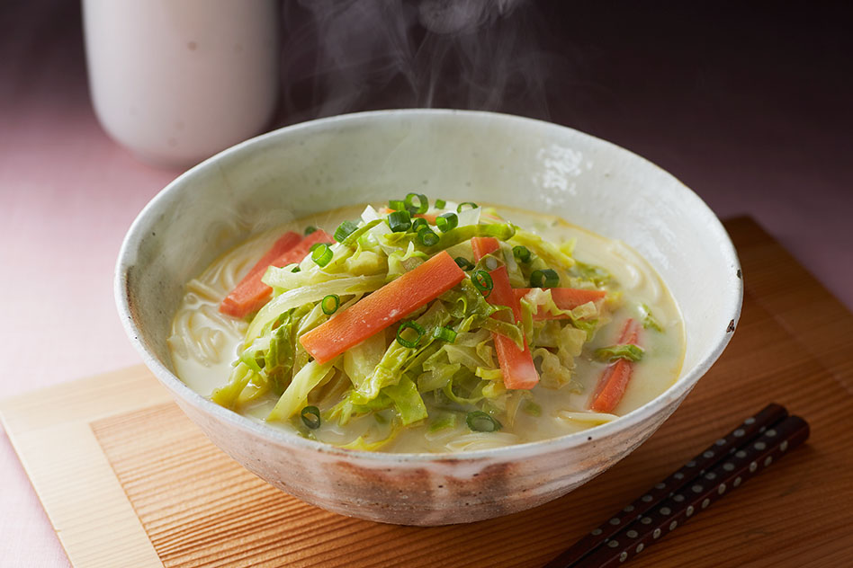 ひとくちカレーと春野菜のスープうどん出来上がり図