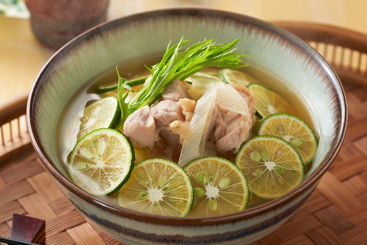 鶏肉とすだちのあっさりうどん出来上がり図