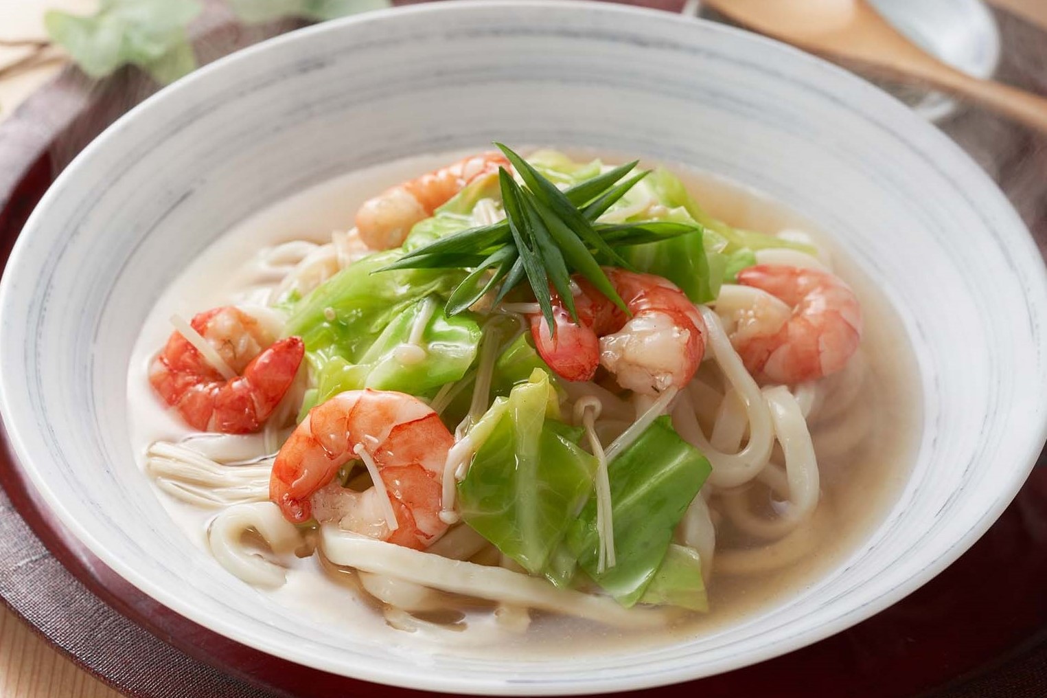 春キャベツとえびのあんかけうどん出来上がり図